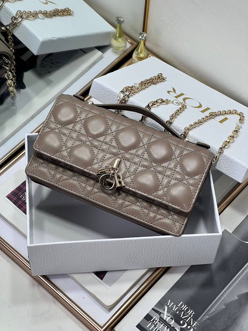 Dragons BagsDiorn Luxury Bag --116202