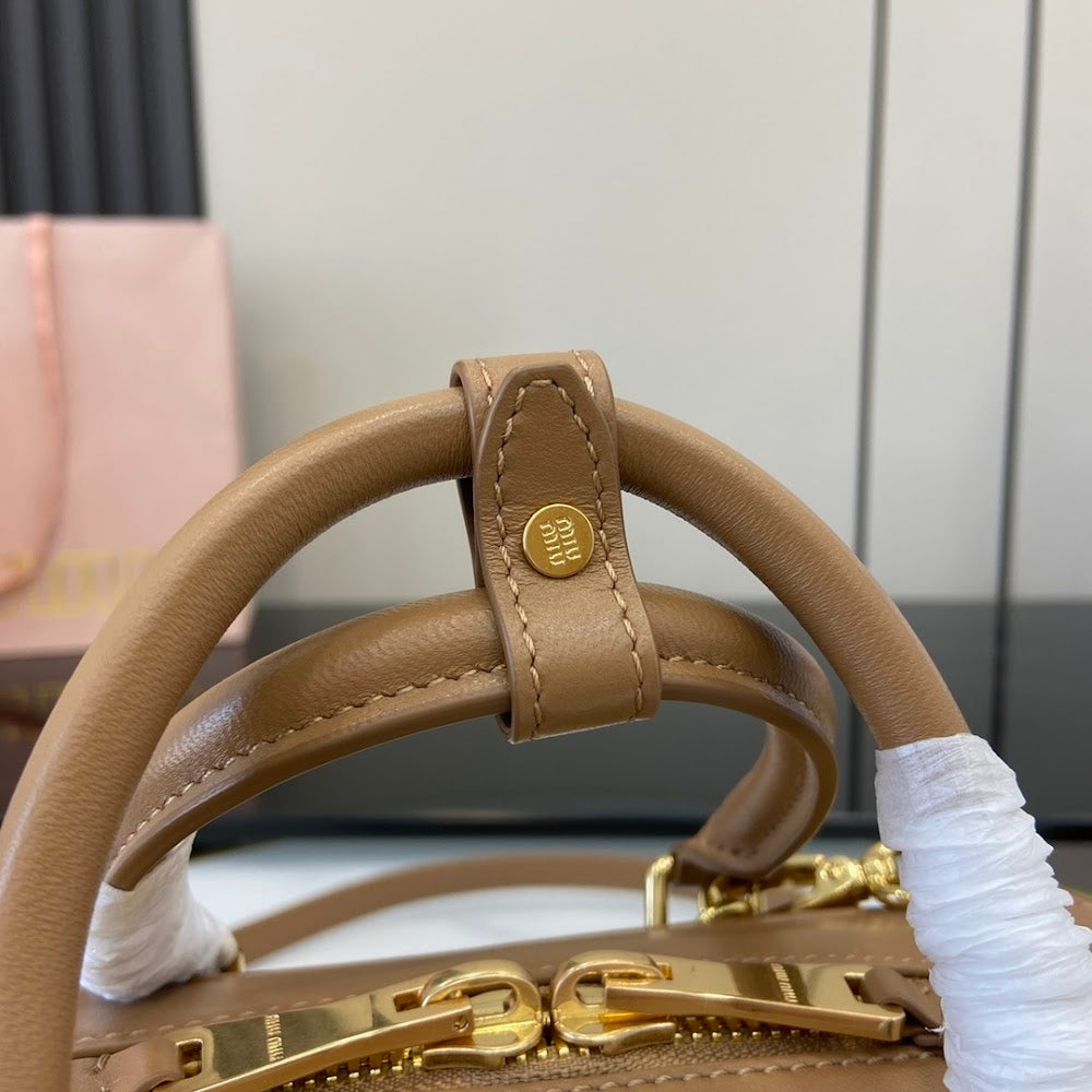 Dragons Bags Miun Miun Luxury Bag --122180