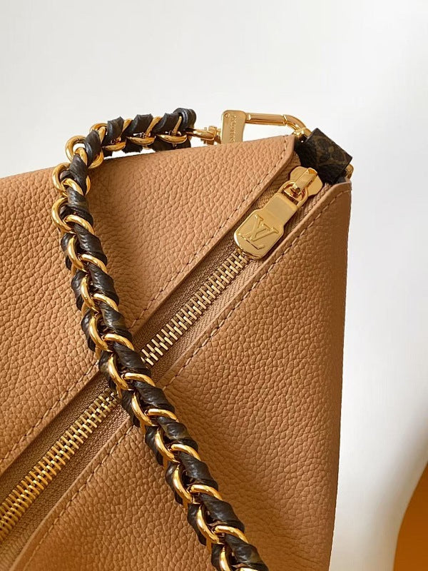 Dragons Bags ln Luxury Bag --81859