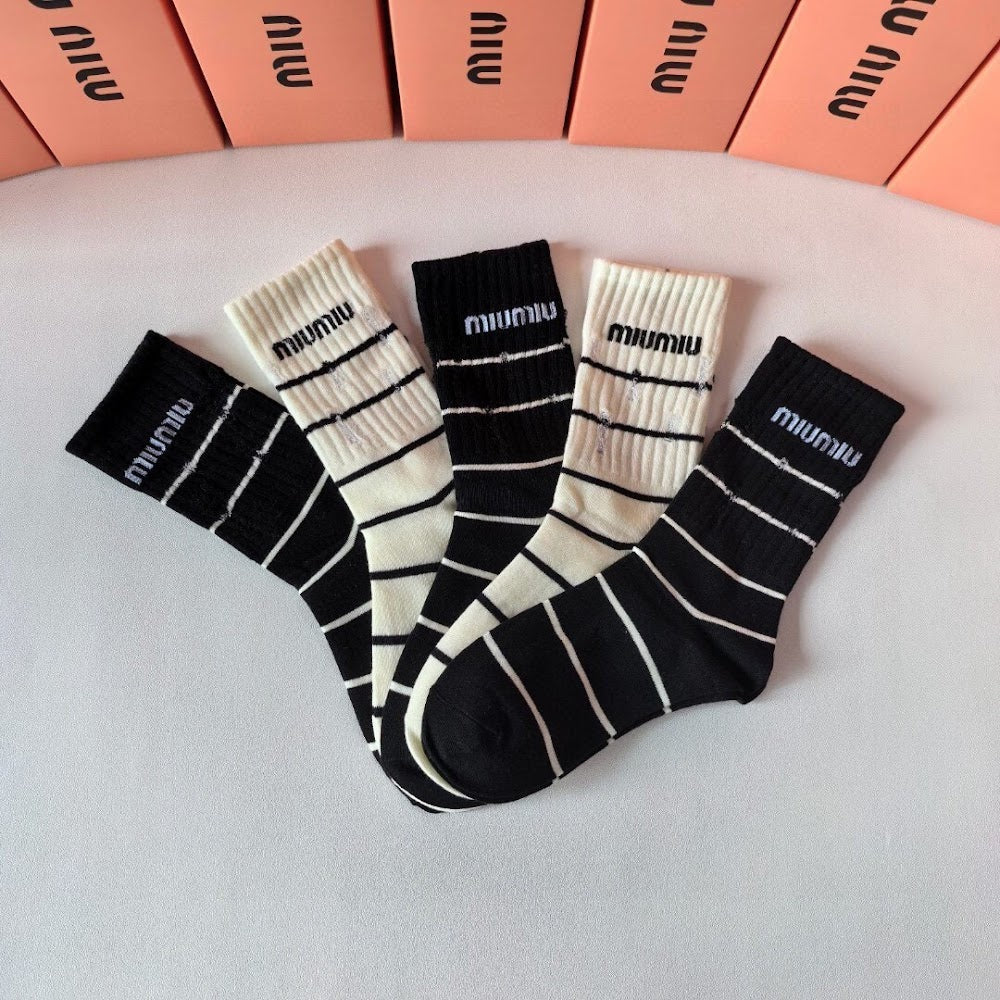 Dragons Bags Premium Luxury Socks --98029