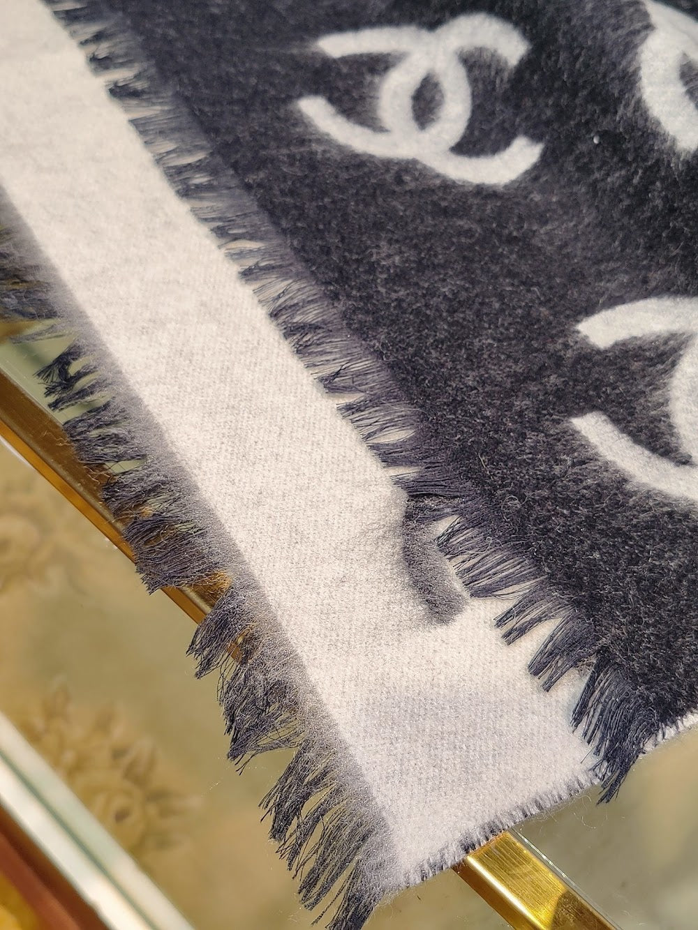 Dragons Bags Premium Designer Scarf --99177