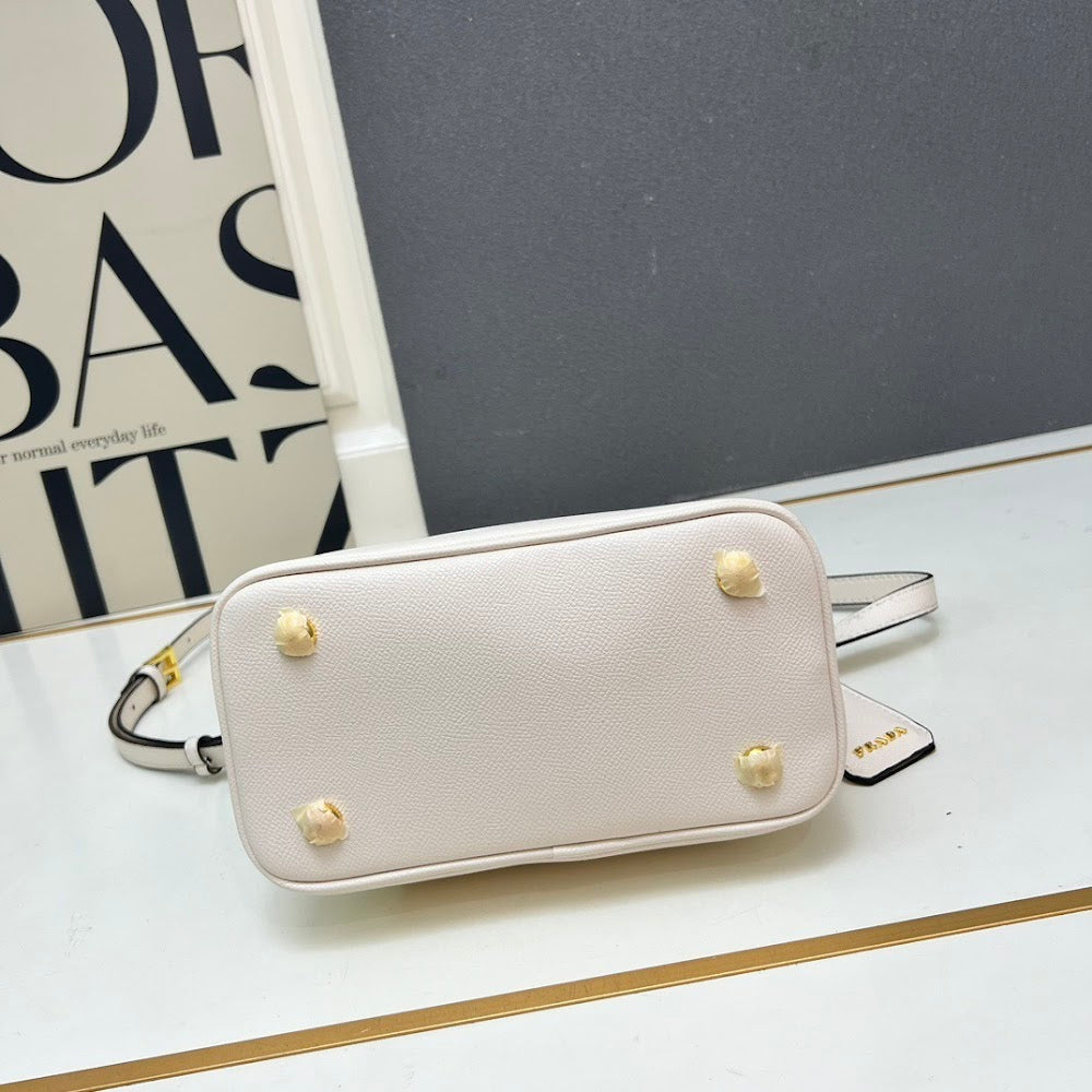 Jessica Bags pradn Luxury Bag --74565