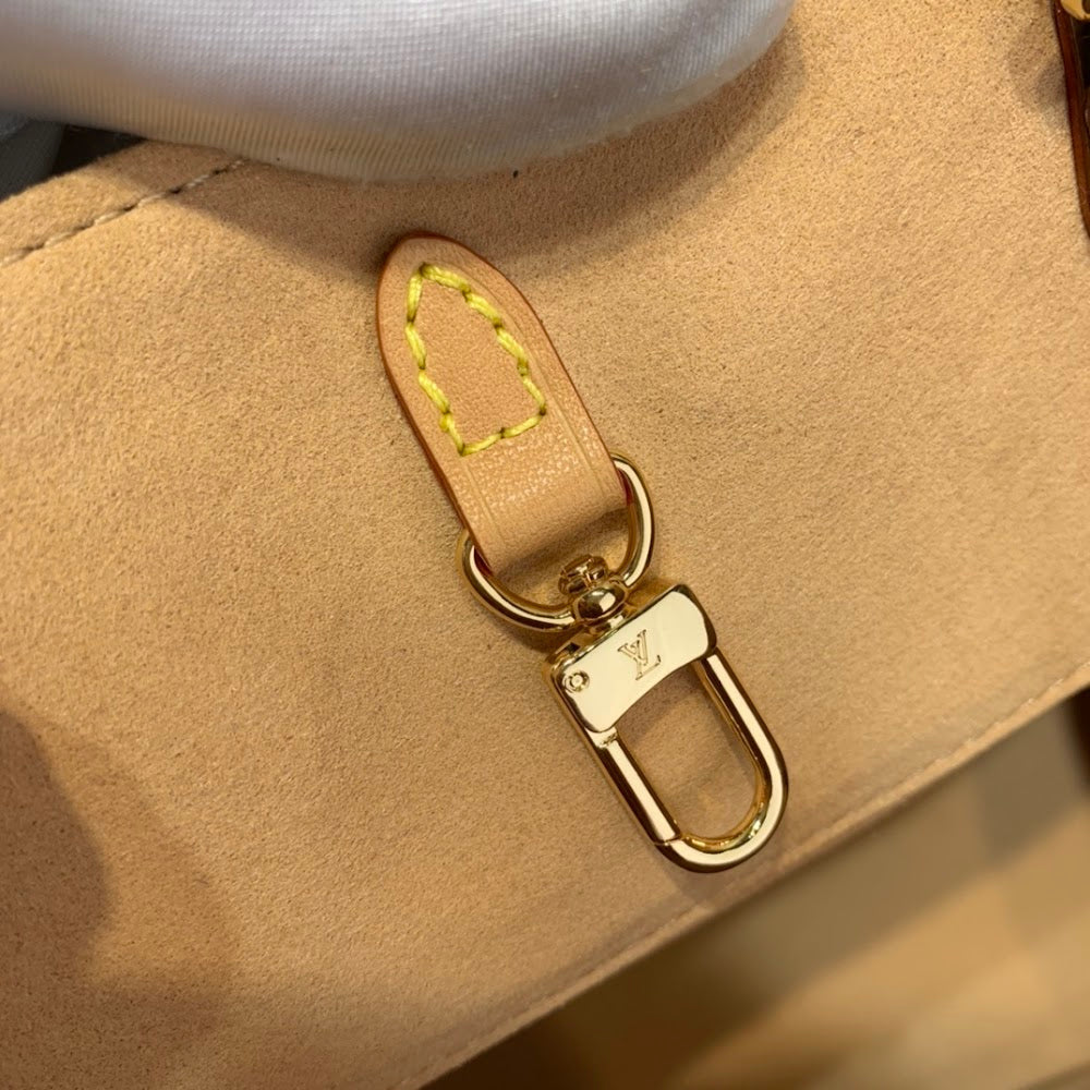Dragons Bags ln Luxury Bag --66306