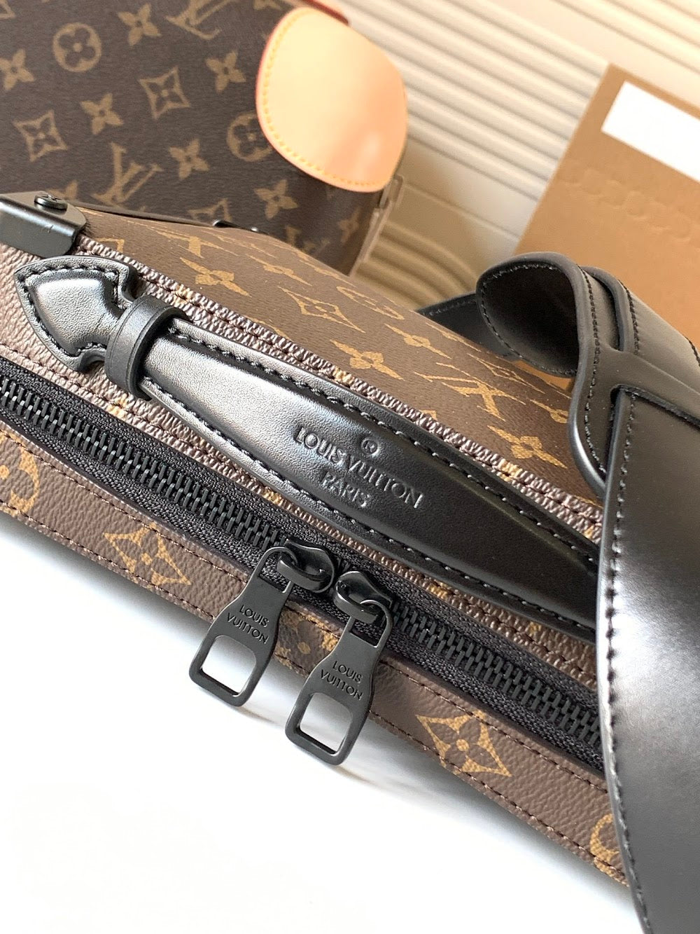 Dragons Bags ln Luxury Bag --71032