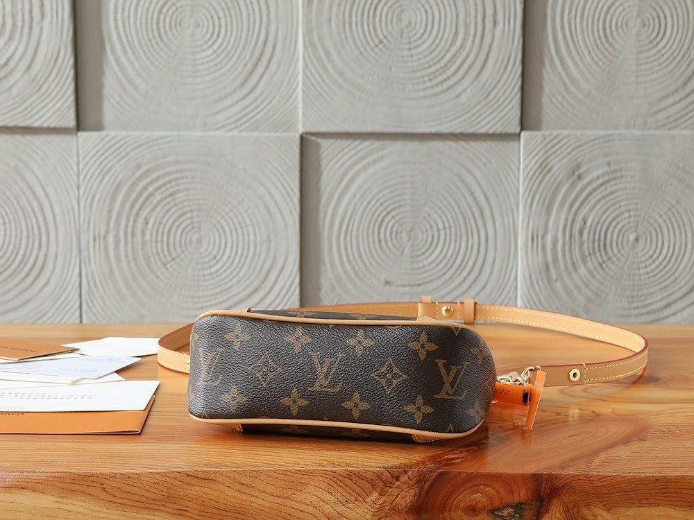 Dragons Bags ln Luxury Bag --97265