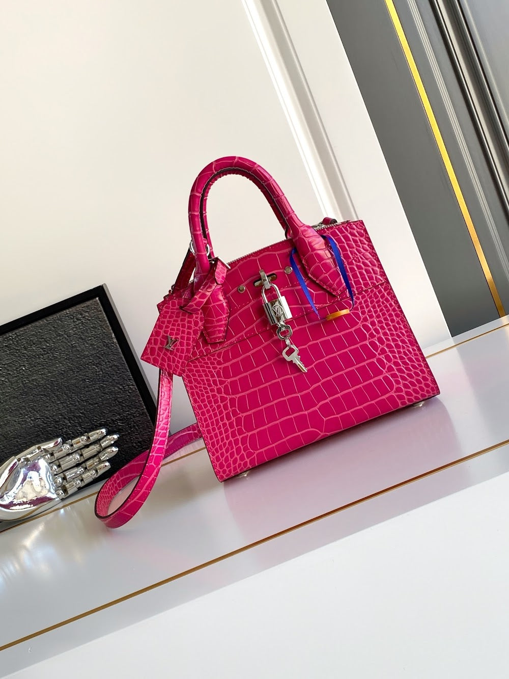 Dragons Bags ln Luxury Bag --96193