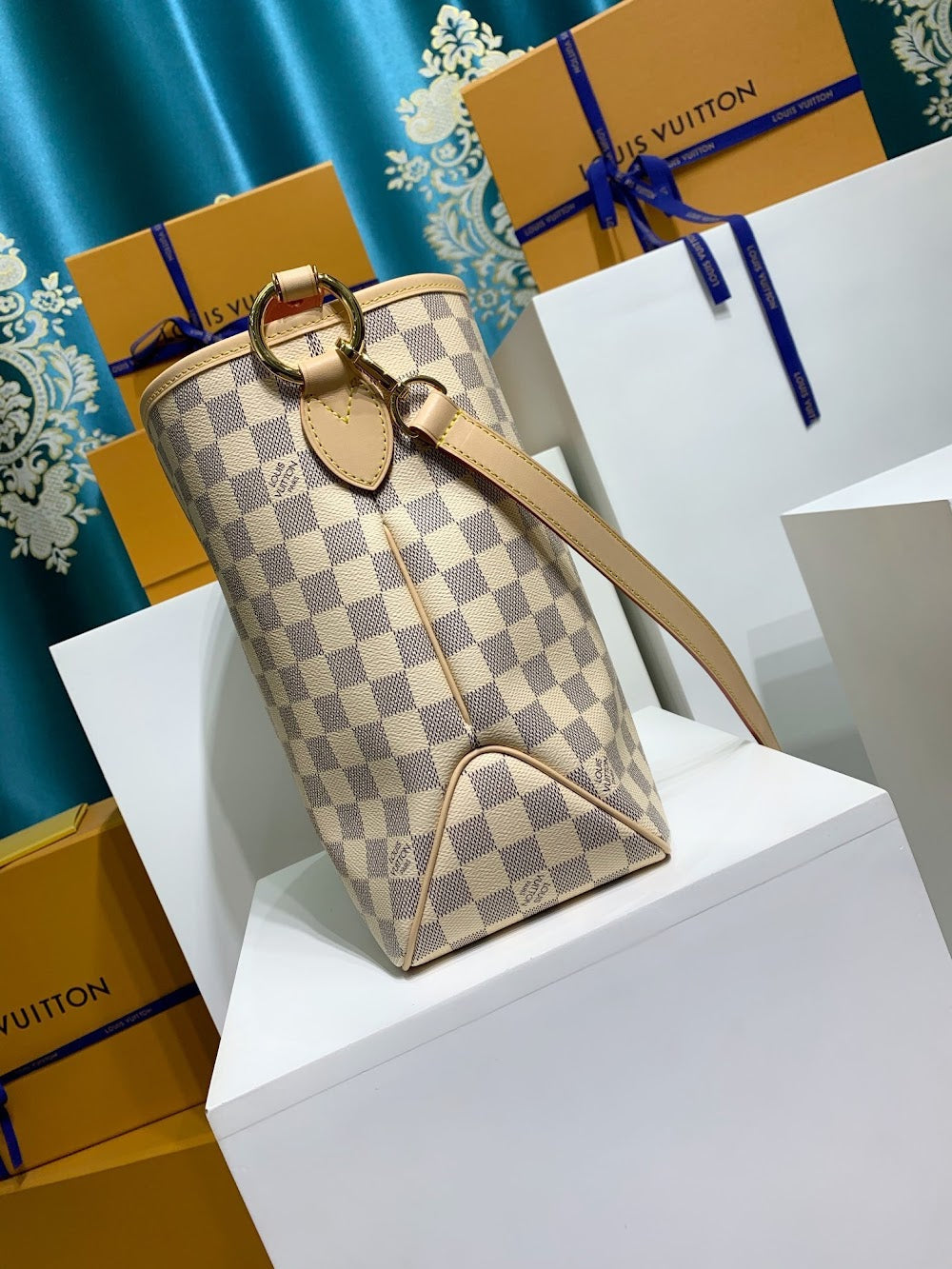 Dragons Bags ln Luxury Bag --97212