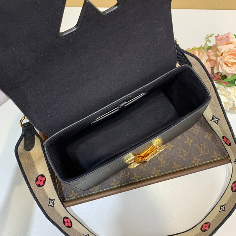 Dragons Bags ln Luxury Bag --58954