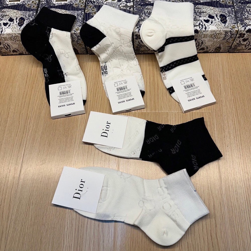 Dragons Bags Premium Luxury Socks --98293