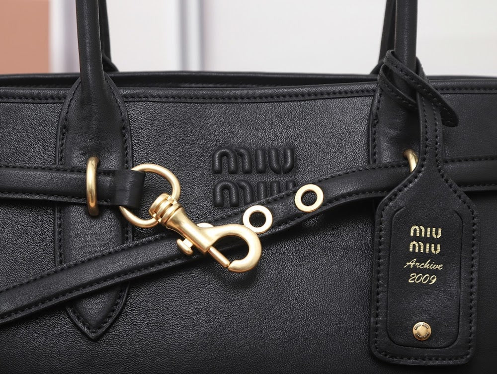 Dragons Bags Miun Miun Luxury Bag --123387
