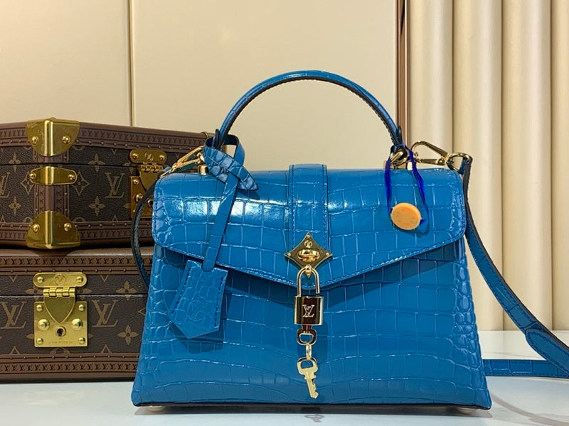 Dragons Bags ln Luxury Bag --62676