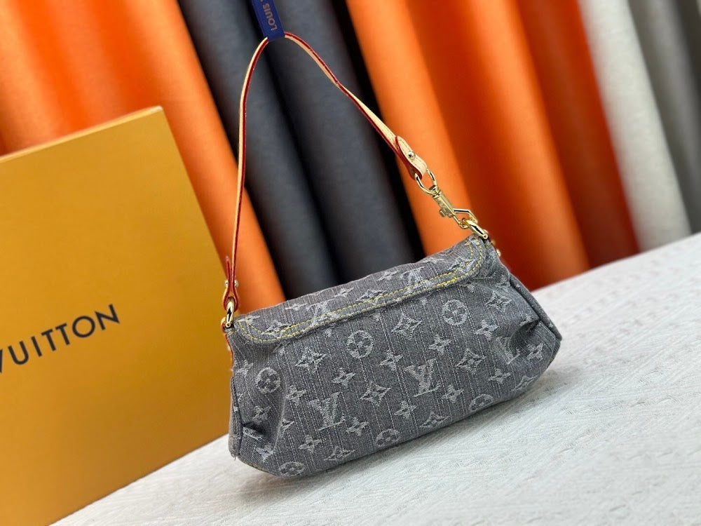 Dragons Bags ln Luxury Bag --76857