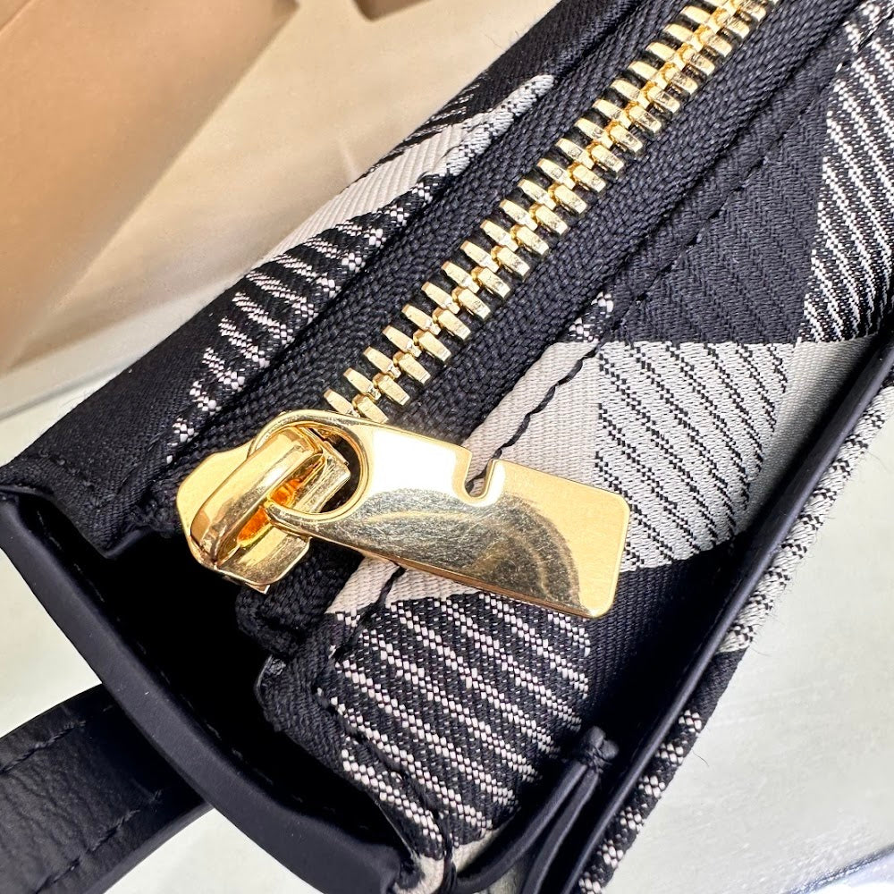 Dragons Bags Burberryn Luxury Bag --92500