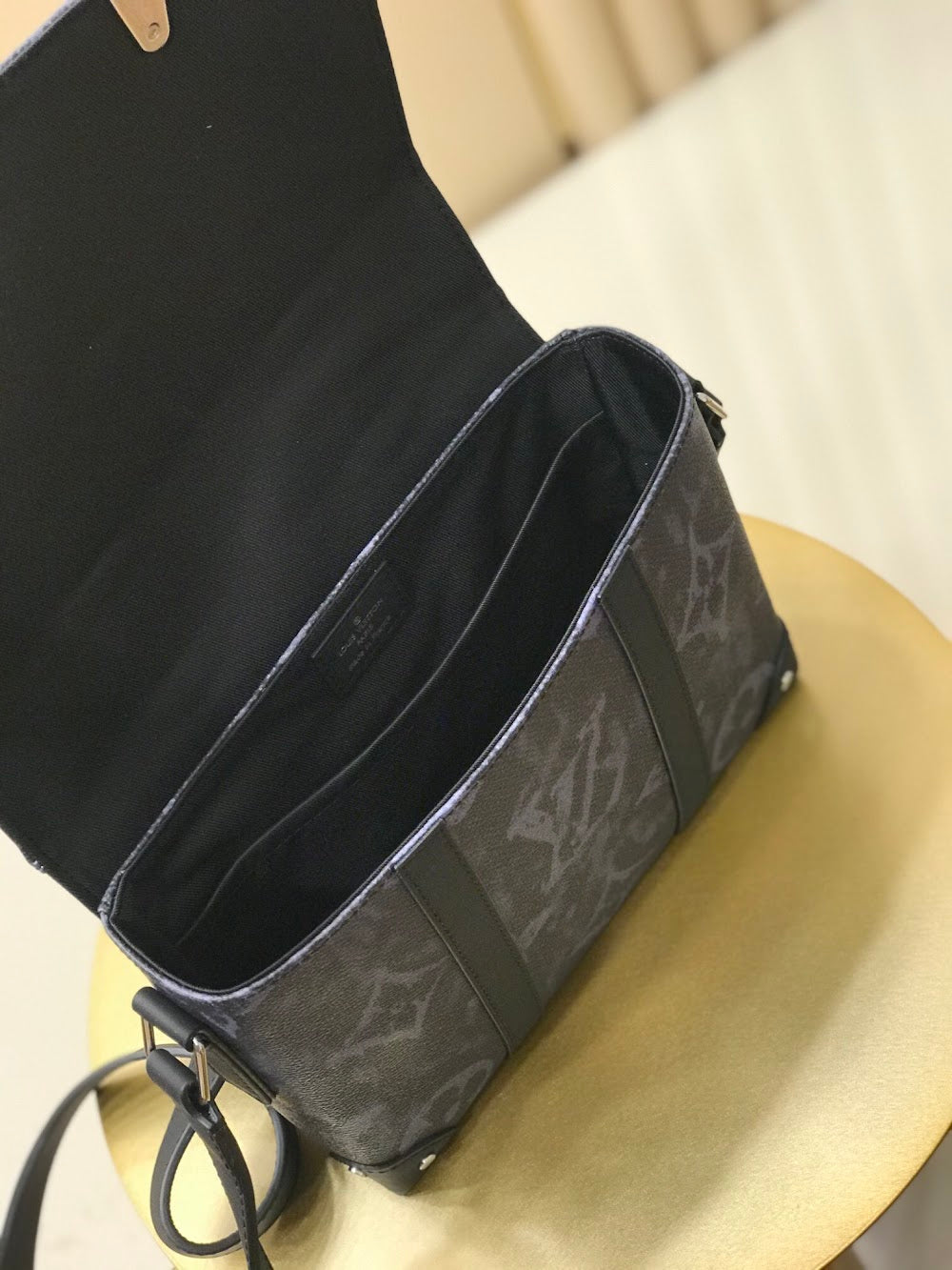 Dragons Bags ln Luxury Bag --60032