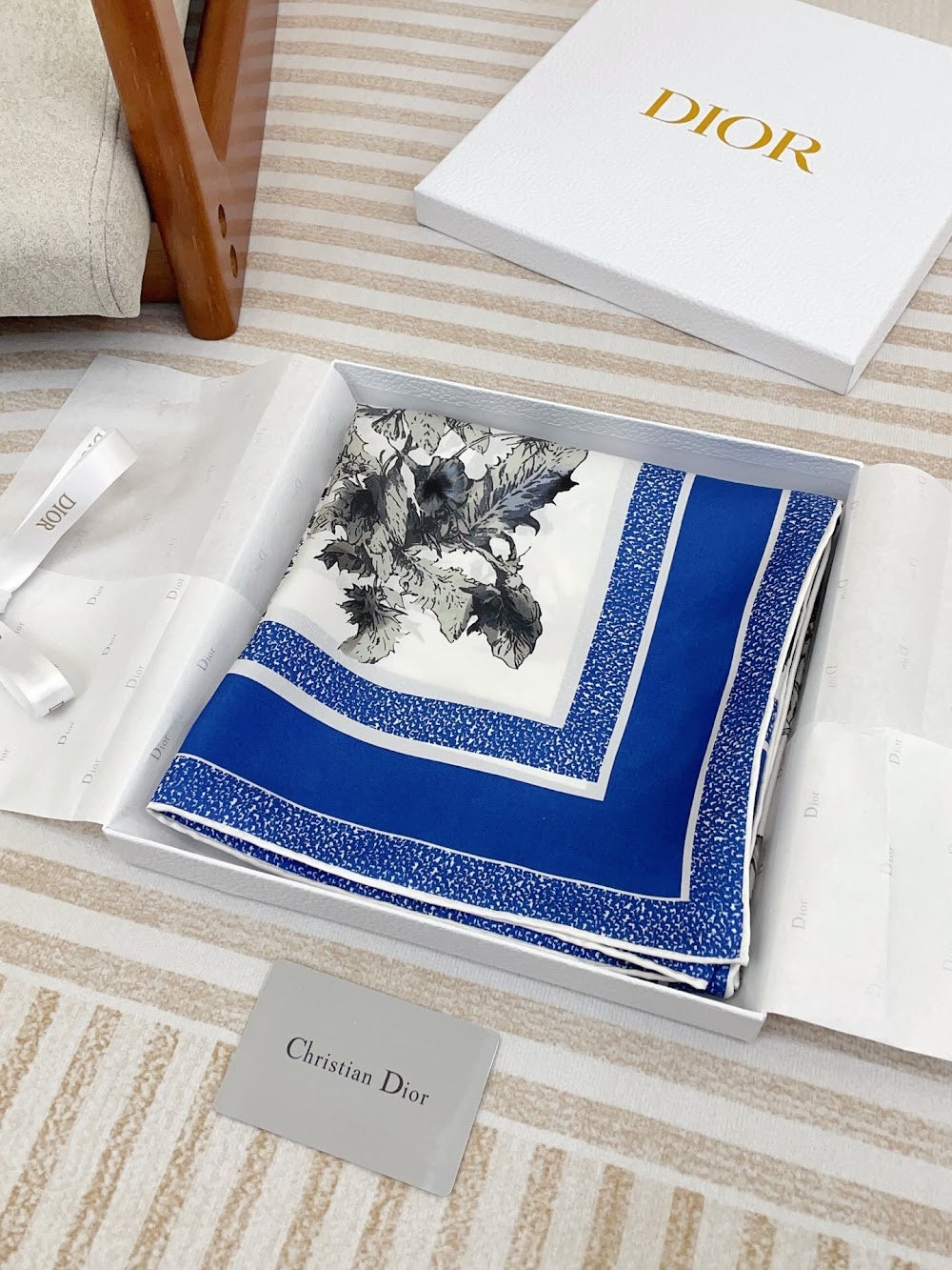 Dragons Bags Premium Designer Scarf --98983