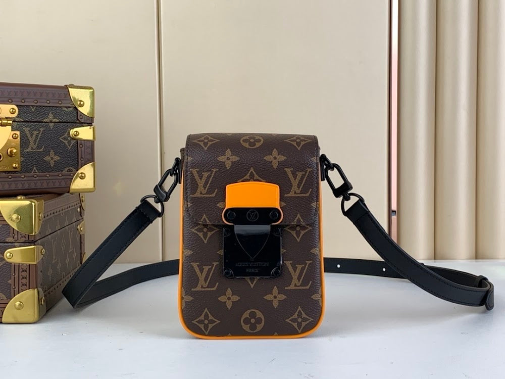 Dragons Bags ln Luxury Bag --68405