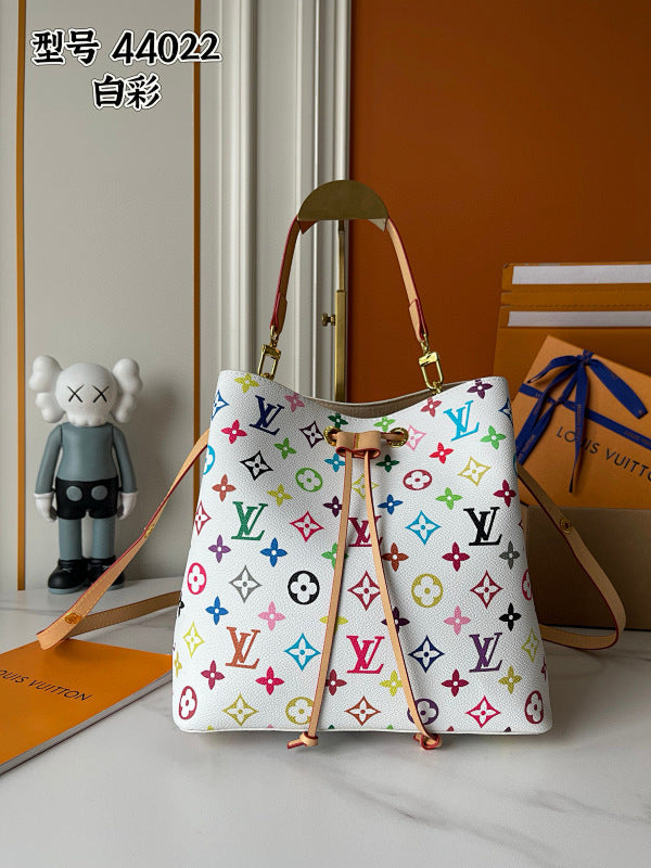 Dragons Bags ln Luxury Bag --81699