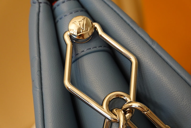 Dragons Bags ln Luxury Bag --60470
