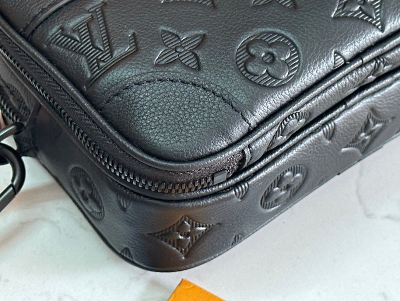 Dragons Bags ln Luxury Bag --70368