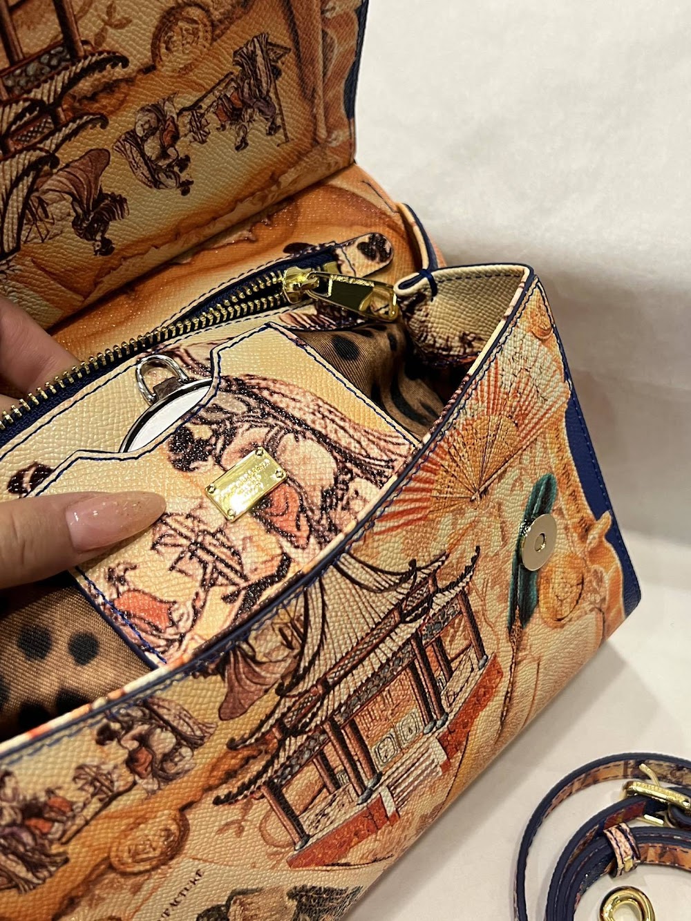 Dragons Bags DGn Luxury Bag --93915