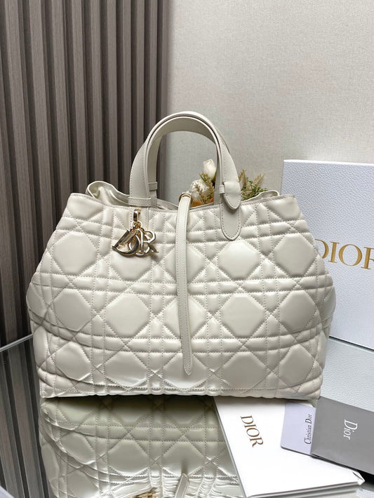Dragons BagsDiorn Luxury Bag --116409