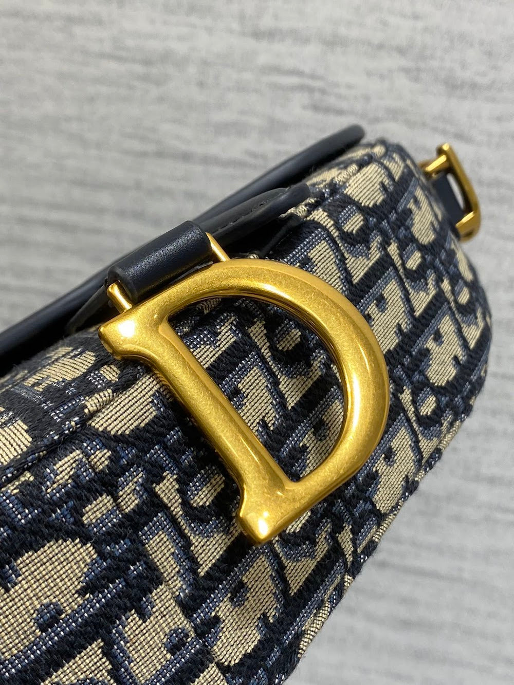 Dragons BagsDiorn Luxury Bag --115279