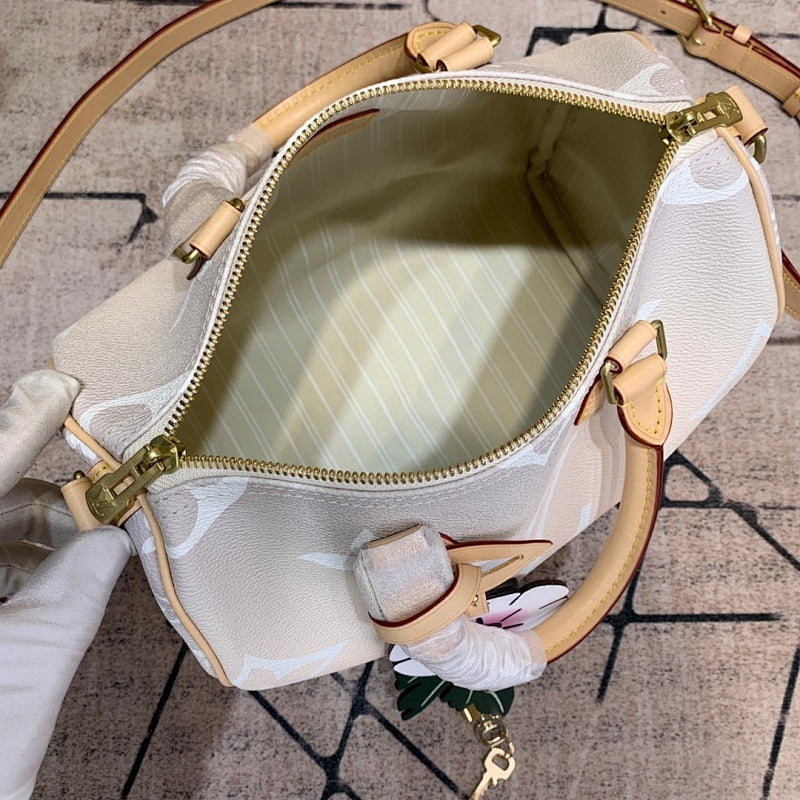 Dragons Bags ln Luxury Bag --66133