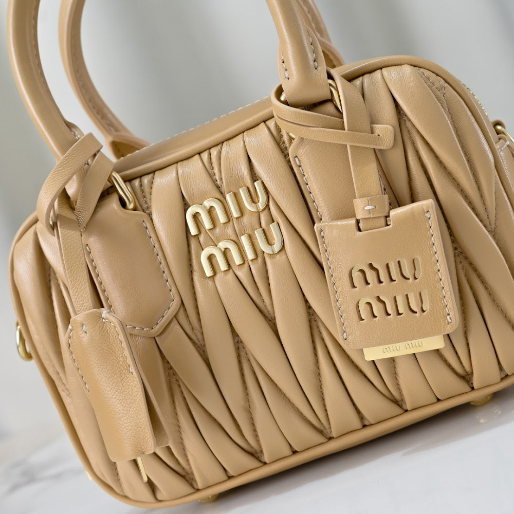 Dragons Bags Miun Miun Luxury Bag --123628
