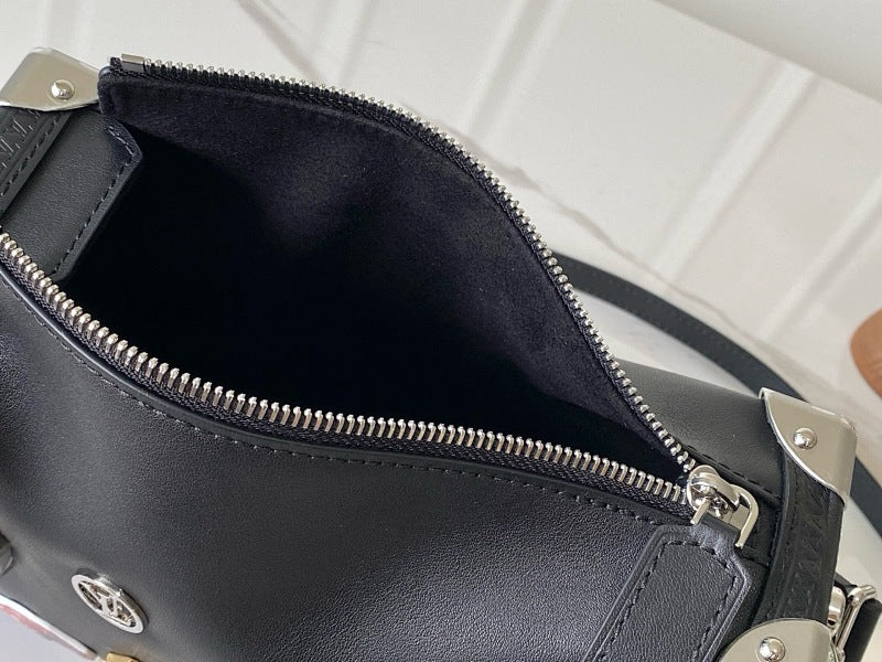 Dragons Bags ln Luxury Bag --81778
