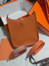 new-luxury-designer-bags-nm11378