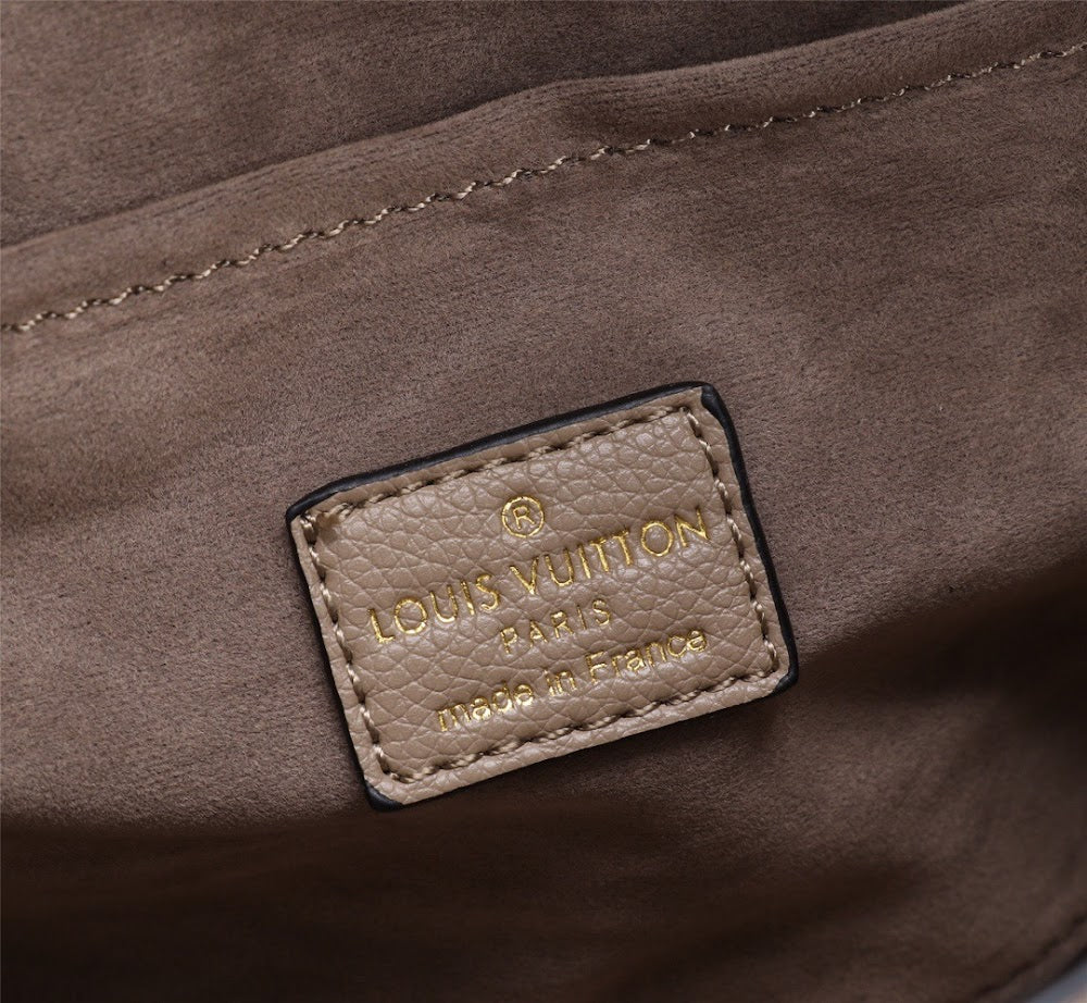 Dragons Bags ln Luxury Bag --78097