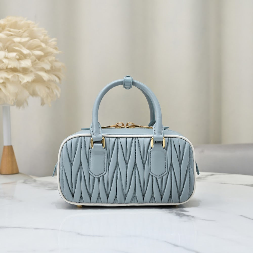 Dragons Bags Miun Miun Luxury Bag --123477