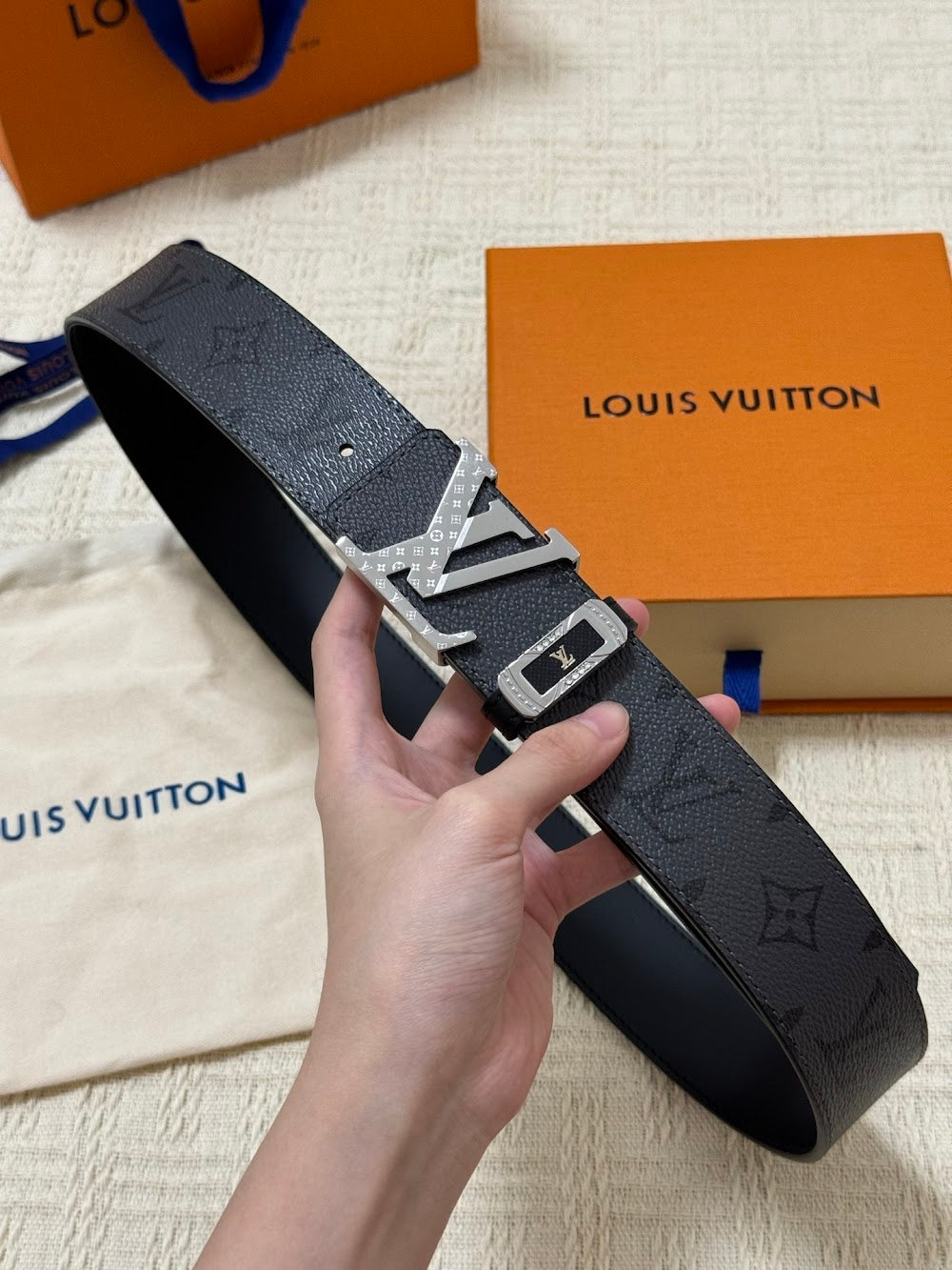 Dragons Bags ln Luxury Belt --100618