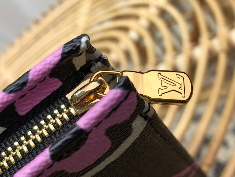 Dragons Bags ln Luxury Bag --60350