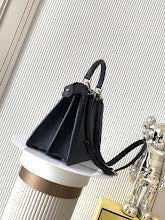 new-designer-premium-bags-nm7730
