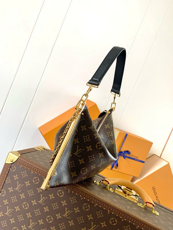 Dragons Bags ln Luxury Bag --81746