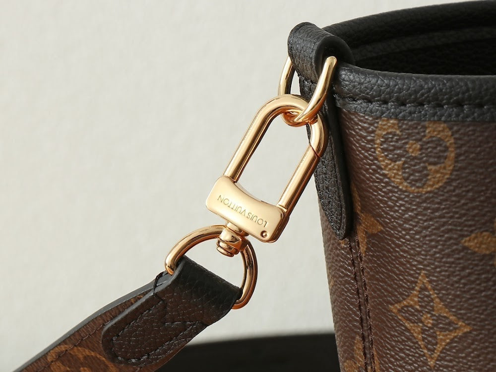 Dragons Bags ln Luxury Bag --97236