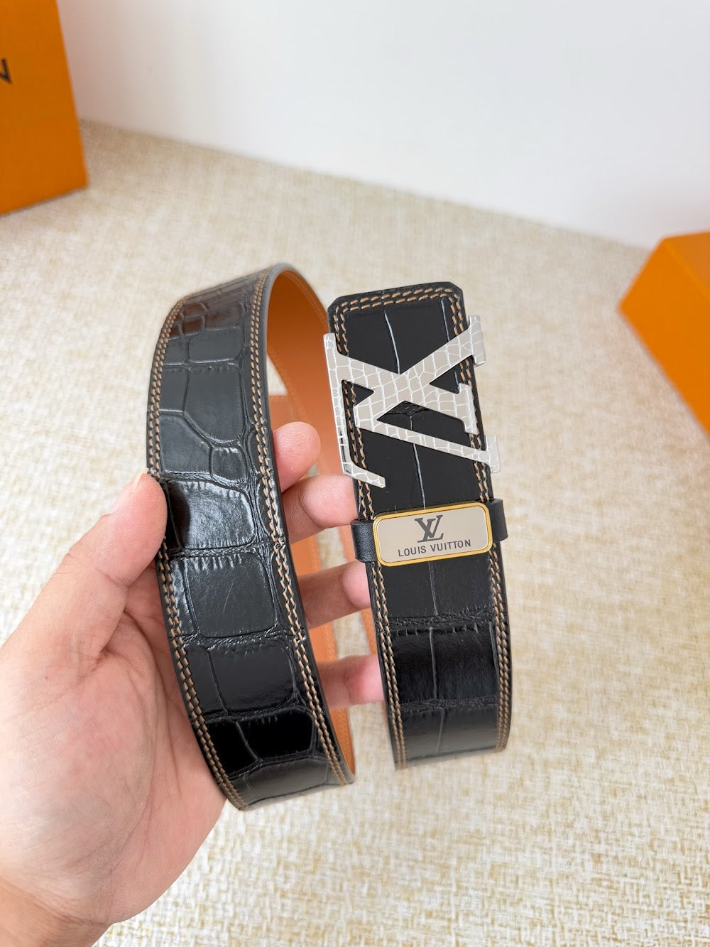 Dragons Bags ln Luxury Belt --101102