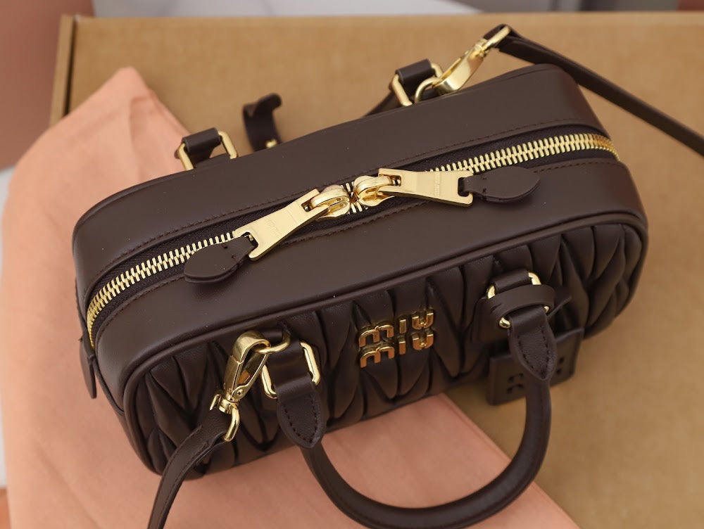 Dragons Bags Miun Miun Luxury Bag --123078