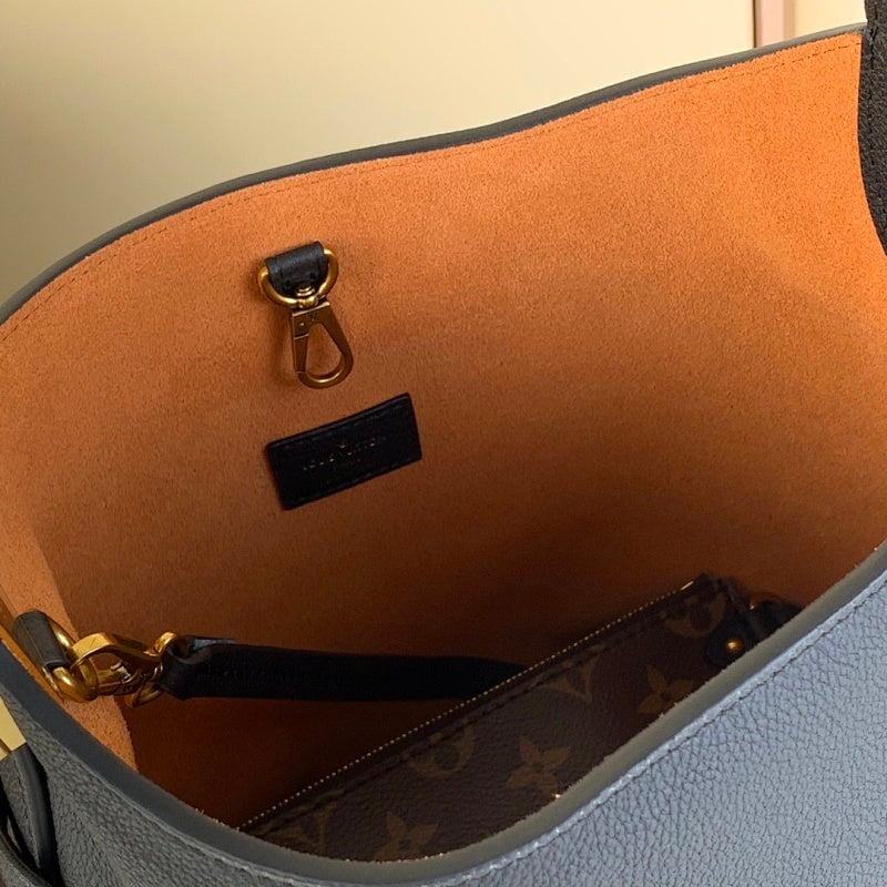 Dragons Bags ln Luxury Bag --62383