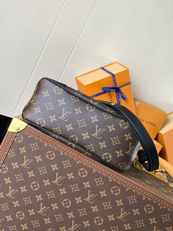 Dragons Bags ln Luxury Bag --81707