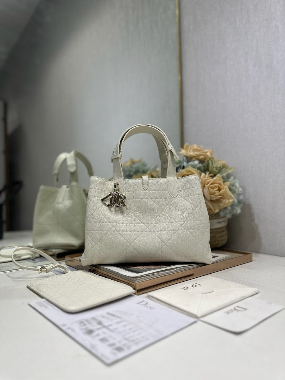 Dragons BagsDiorn Luxury Bag --116132