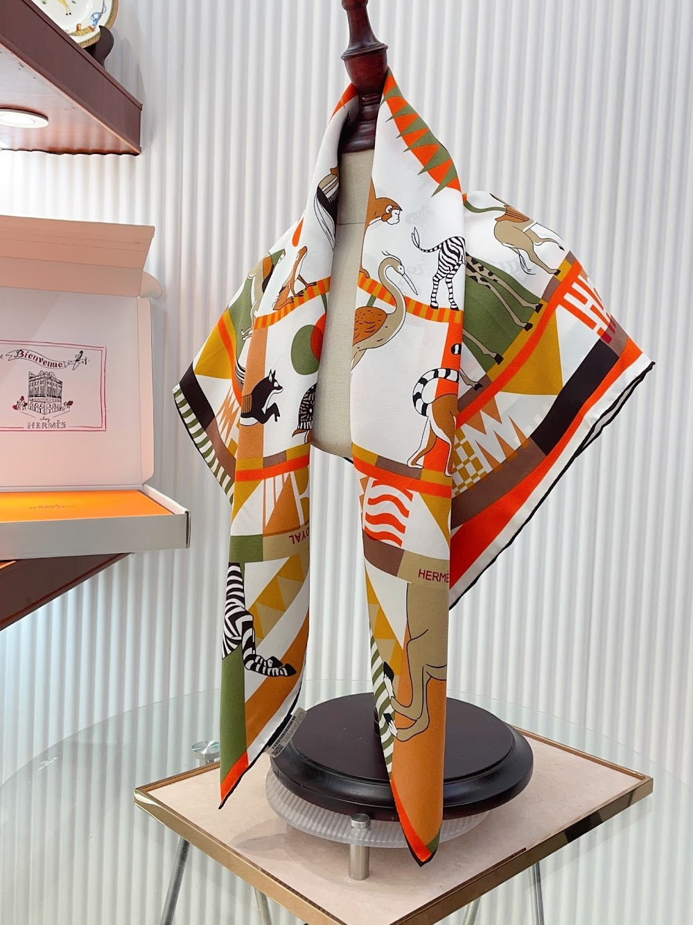 Dragons Bags Premium Designer Scarf --98985