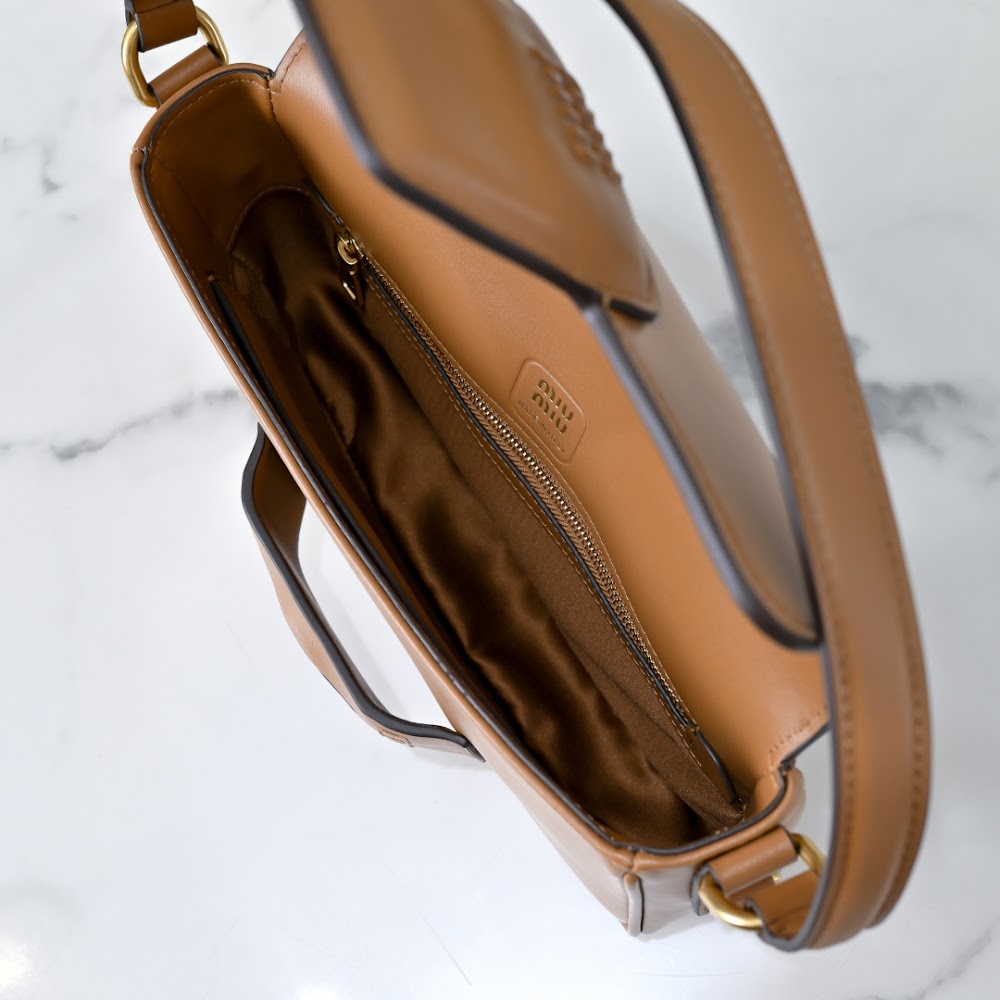 Dragons Bags Miun Miun Luxury Bag --123641