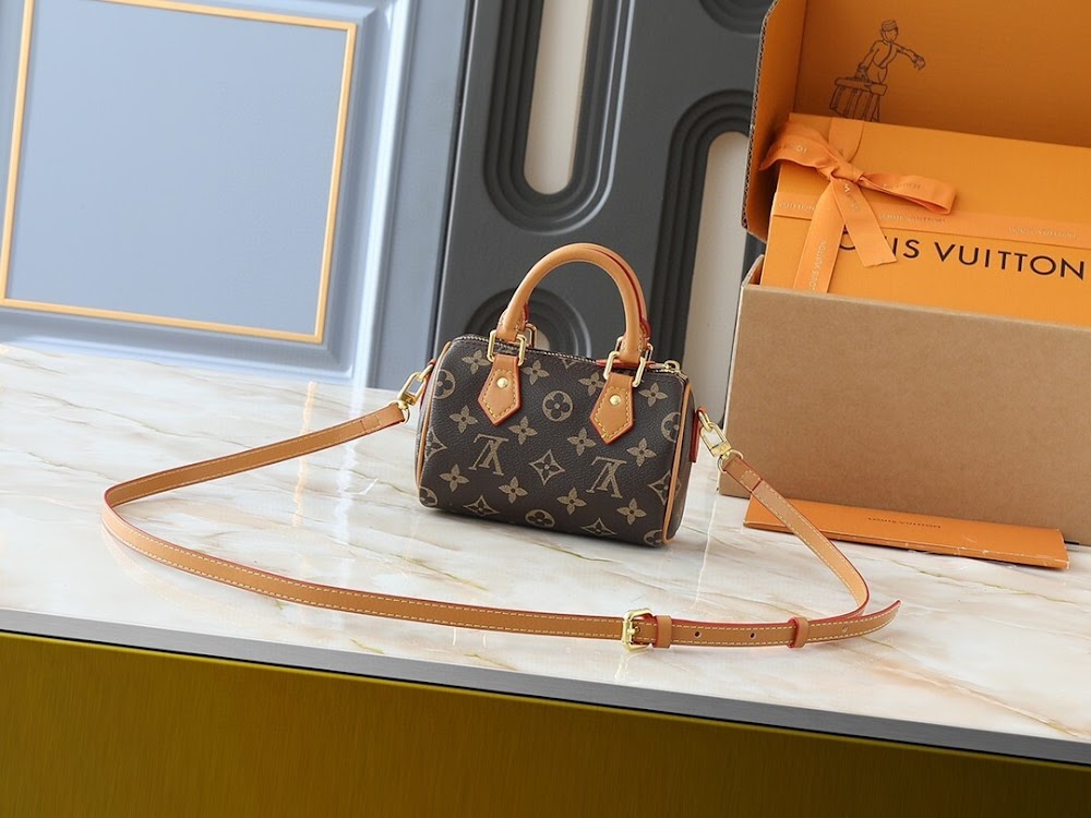 Dragons Bags ln Luxury Bag --76771