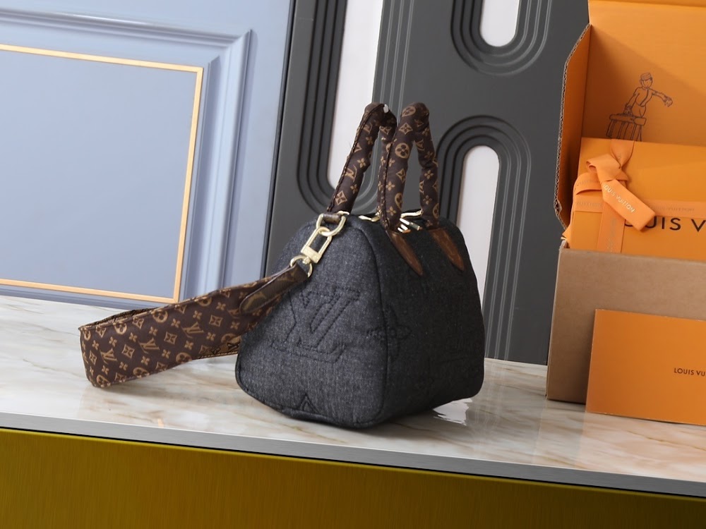 Dragons Bags ln Luxury Bag --77653