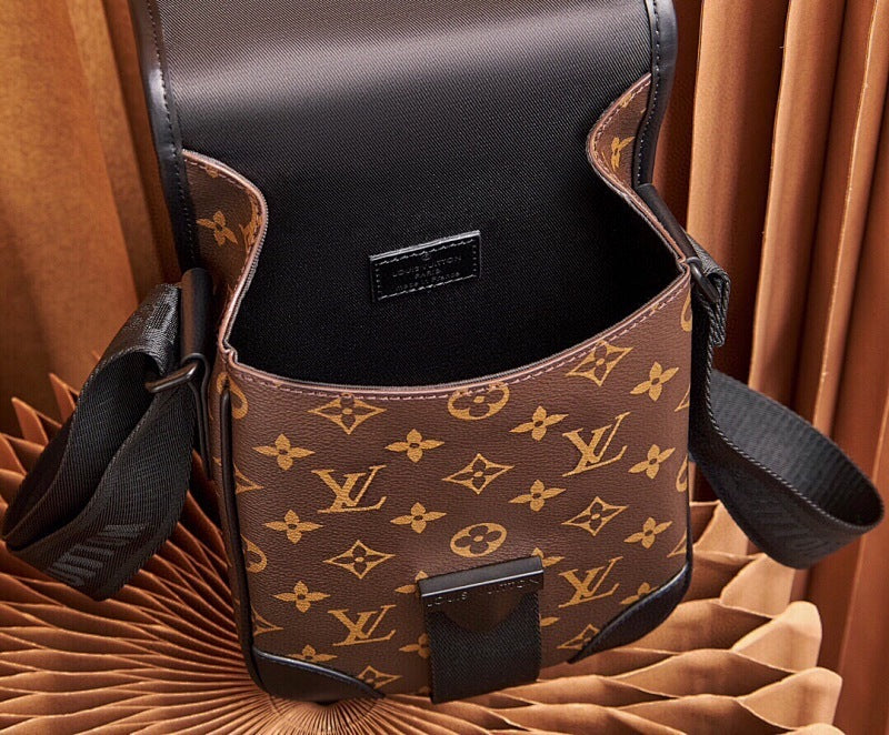 Dragons Bags ln Luxury Bag --71599