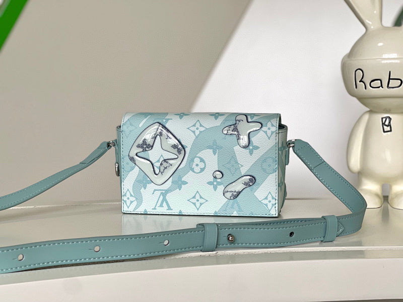 Dragons Bags ln Luxury Bag --71304