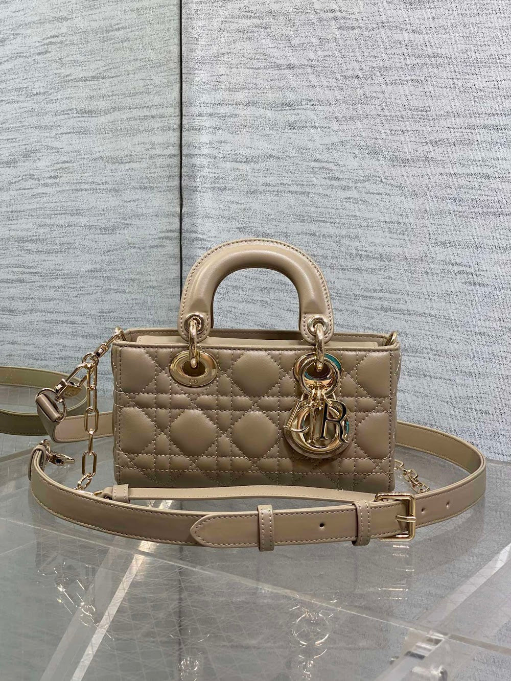 Dragons BagsDiorn Luxury Bag --116190