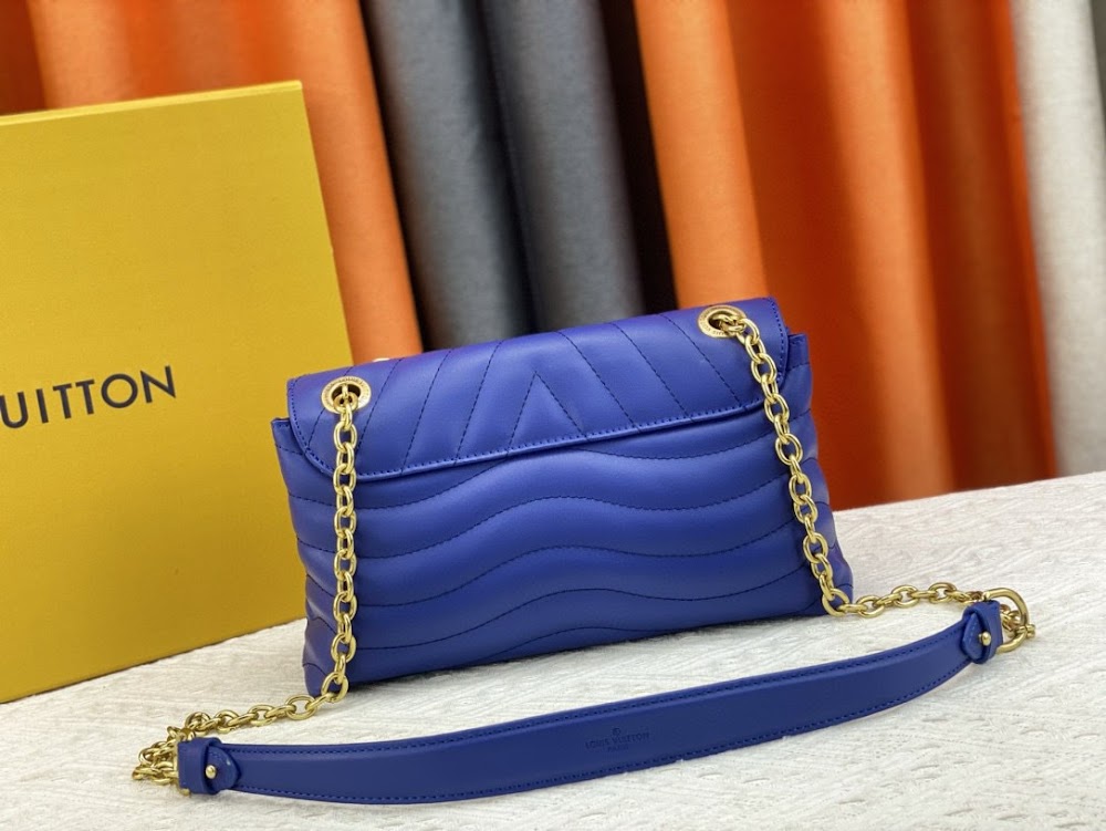 Dragons Bags ln Luxury Bag --81572